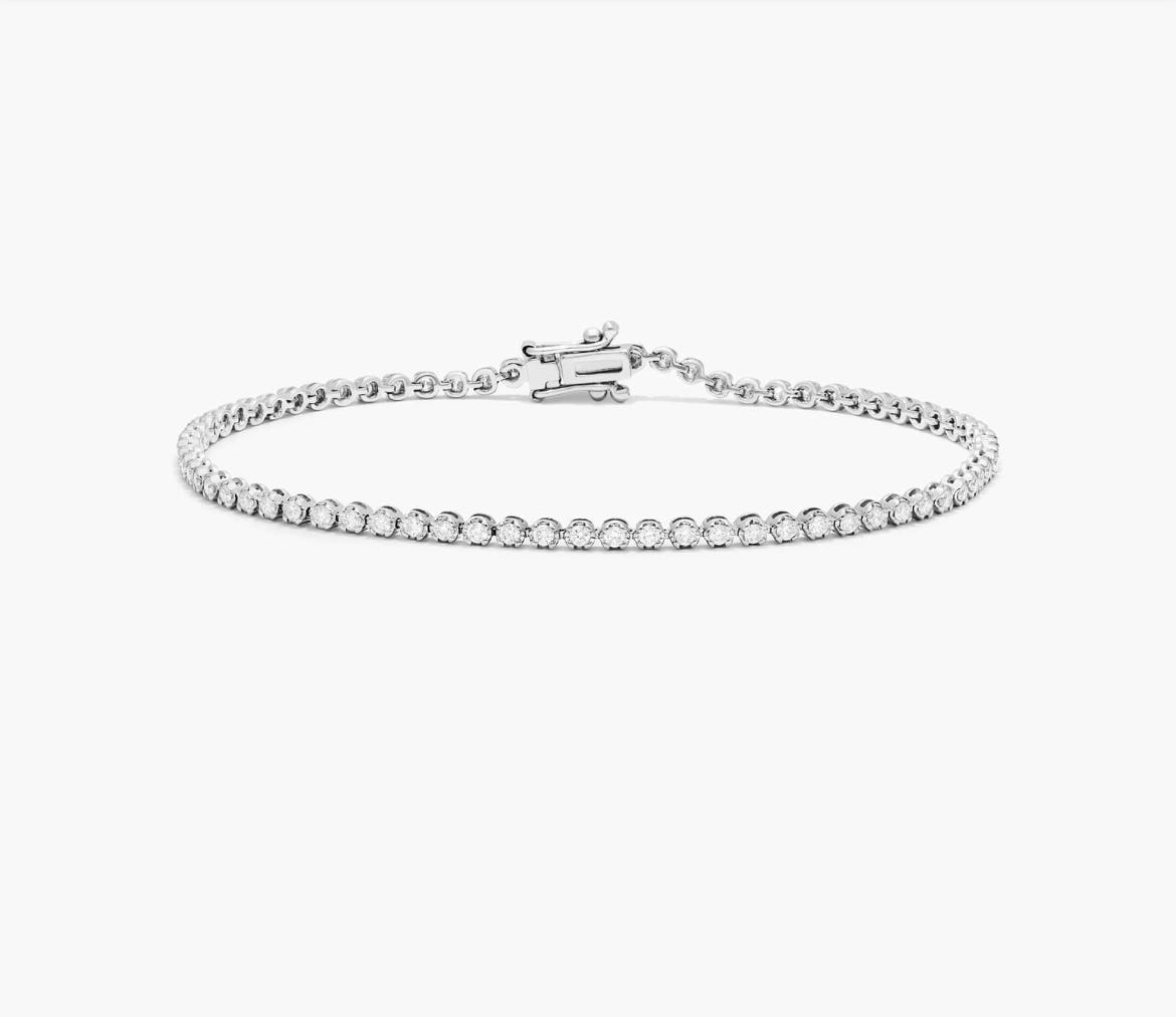 9k White Diamond Savannah Tennis Bracelet.